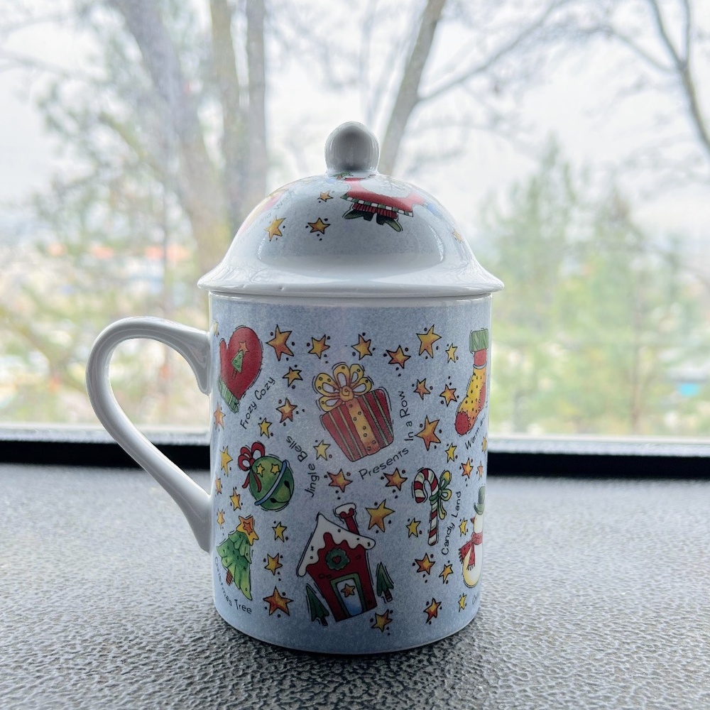 Kathryn Distefano Christmas Santa Holiday Cocoa Coffee Tea Mug w Raised Lid EUC - Picture 3 of 7